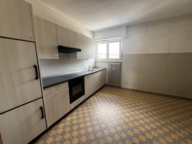 Chiasso - affittasi 3.5 al quinto e secondo piano (2)