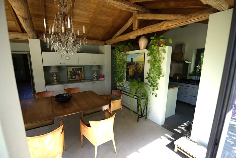Astano (Lugano) – Dimora di prestigio immersa nella natura, tra eleganza e spiritualità (14)