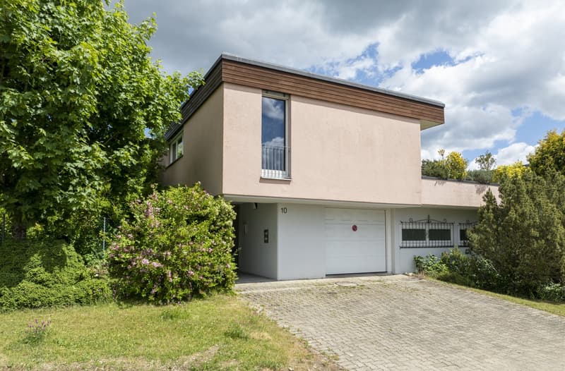 Cercate una casa unifamiliare spaziosa in una posizione ottimale con una vista mozzafiato? (4)