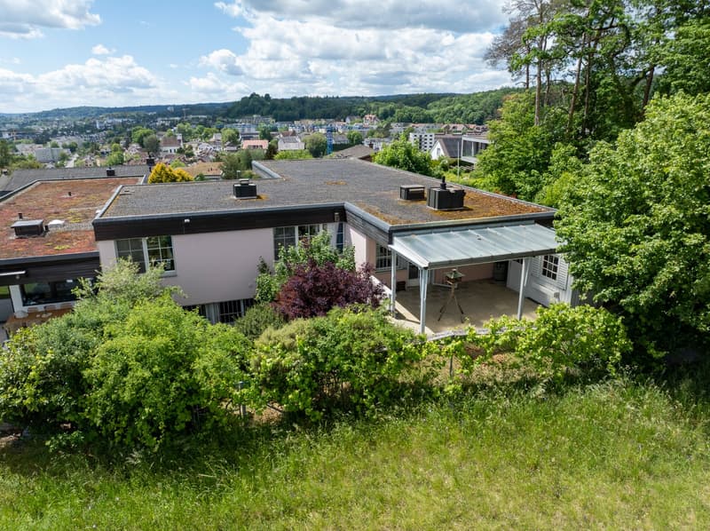 Cercate una casa unifamiliare spaziosa in una posizione ottimale con una vista mozzafiato? (11)