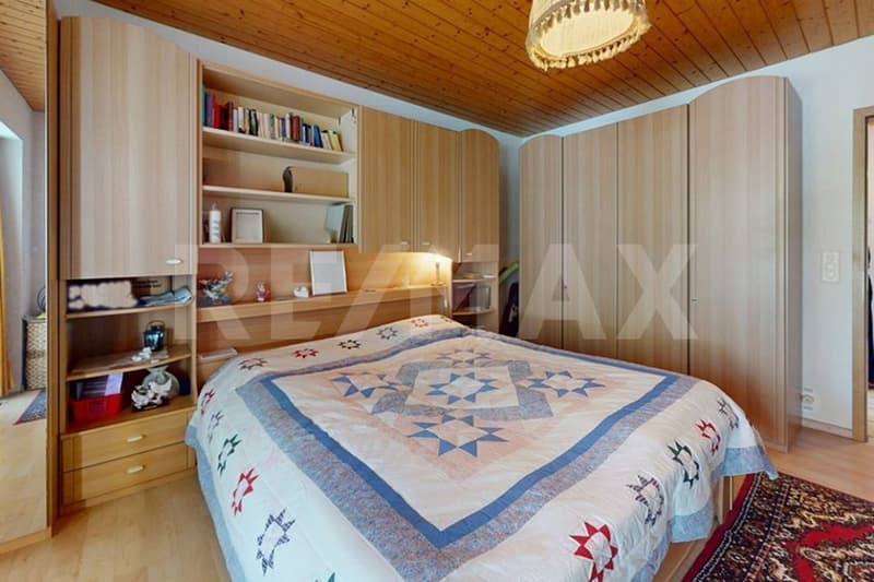 Freistehendes Haus mit Zwei Wohneinheiten (9)