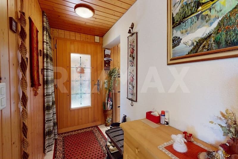 Freistehendes Haus mit Zwei Wohneinheiten (12)