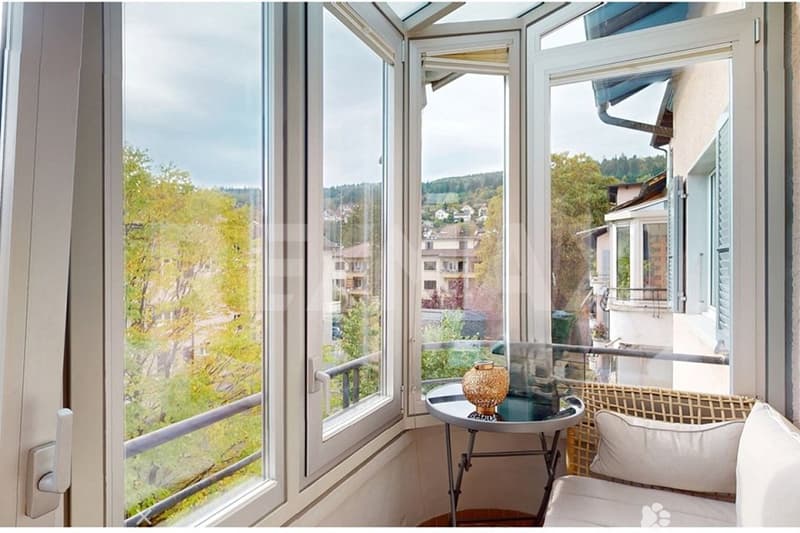 Helles und gemütliches Zuhause mit Balkon, 2.5 Zimmerwohnung (2)