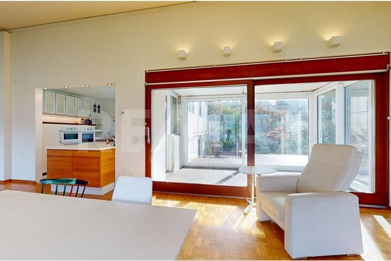 Ein Haus, das überrascht entdecken Sie dieses charmante Raumwunder in Mörigen! (10)
