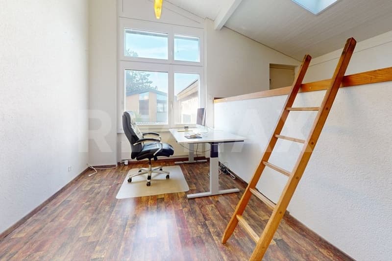 Ein Haus, das überrascht entdecken Sie dieses charmante Raumwunder in Mörigen! (13)
