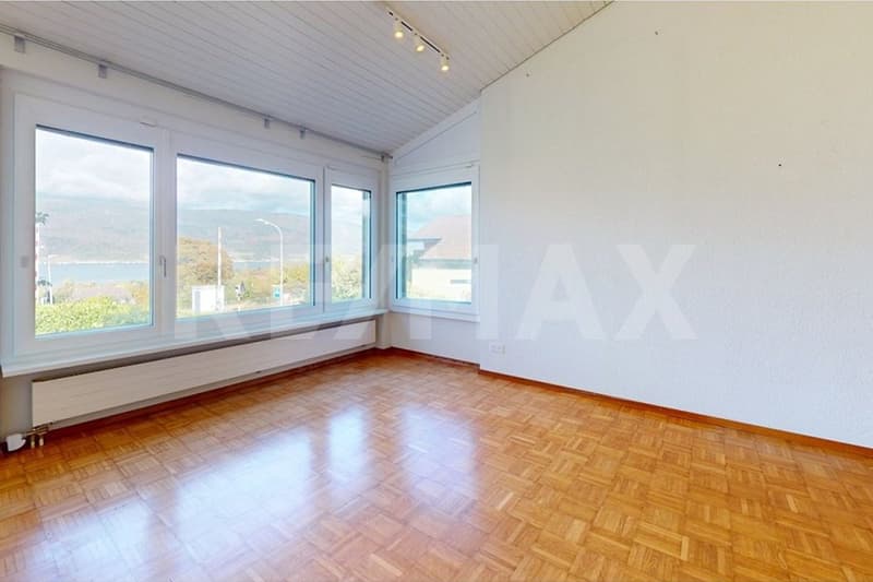 Ein Haus, das überrascht entdecken Sie dieses charmante Raumwunder in Mörigen! (3)