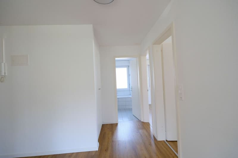 GROSSEN IMMOBILIEN - 3.5-Zimmer-Wohnung mit grossem Balkon und direktem Gartenzugang in Thierachern (7)