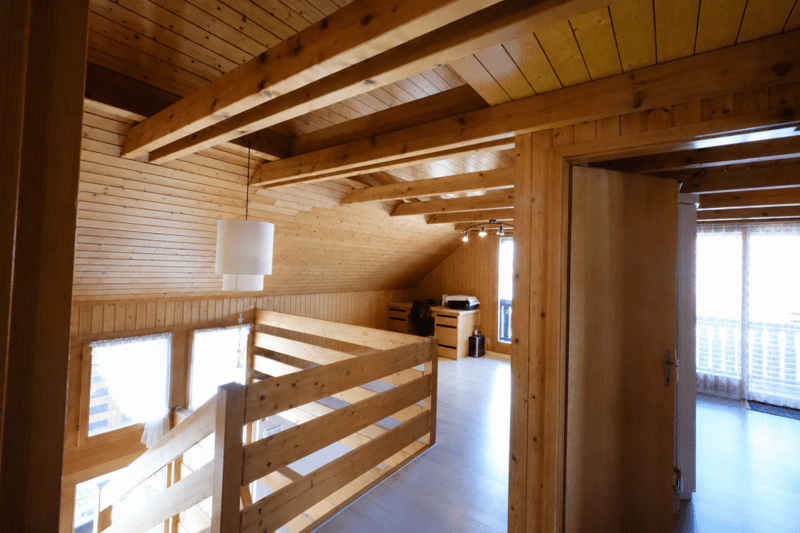 GROSSEN IMMOBILIEN - Charmantes 5-Zimmer-Einfamilienhaus mit gepflegtem Garten (9)