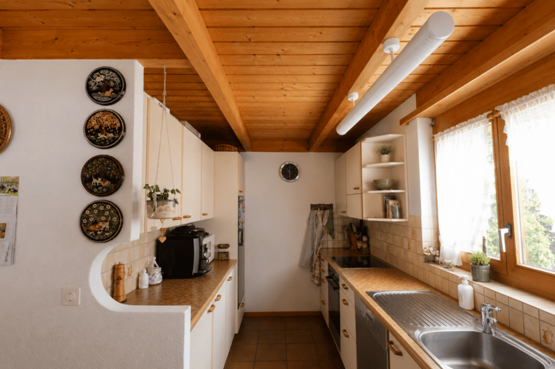 GROSSEN IMMOBILIEN - Charmantes 5-Zimmer-Einfamilienhaus mit gepflegtem Garten (6)
