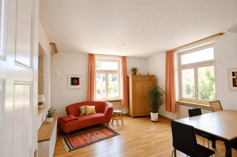 GROSSEN IMMOBILIEN - Freistehendes Einfamilienhaus mit Werkstatt, Atelier oder Praxis (5)