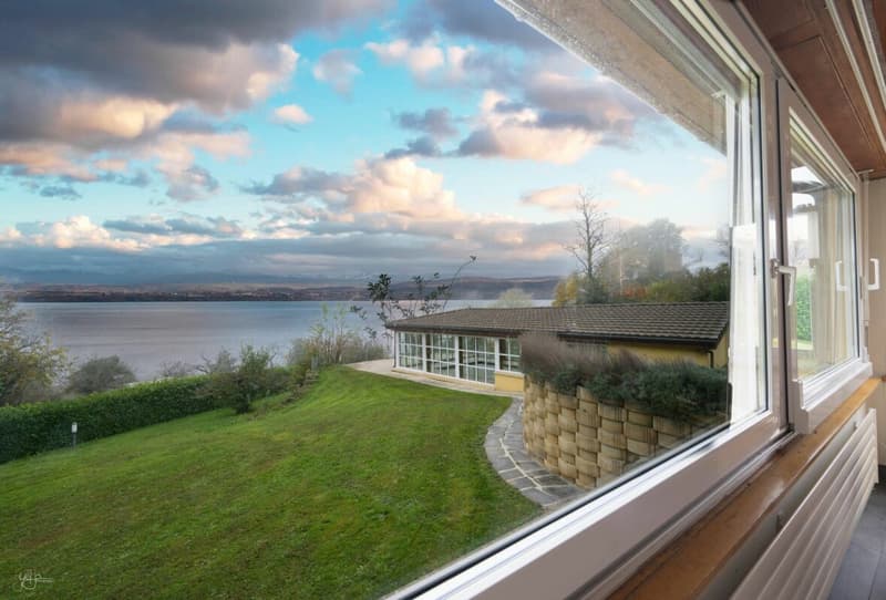SOLD - Individual villa with pool and dream view (12)