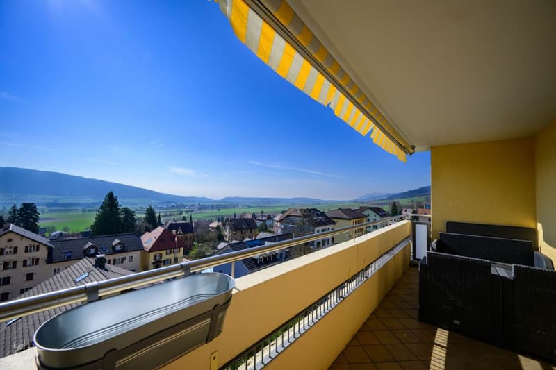 RESERVE - 4,5 locali all'ultimo piano di un edificio a Val-de-Ruz (2)