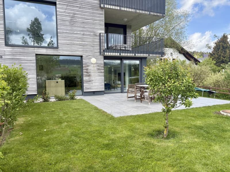 Very beautiful recent 5.5-room apartment with garden (2)