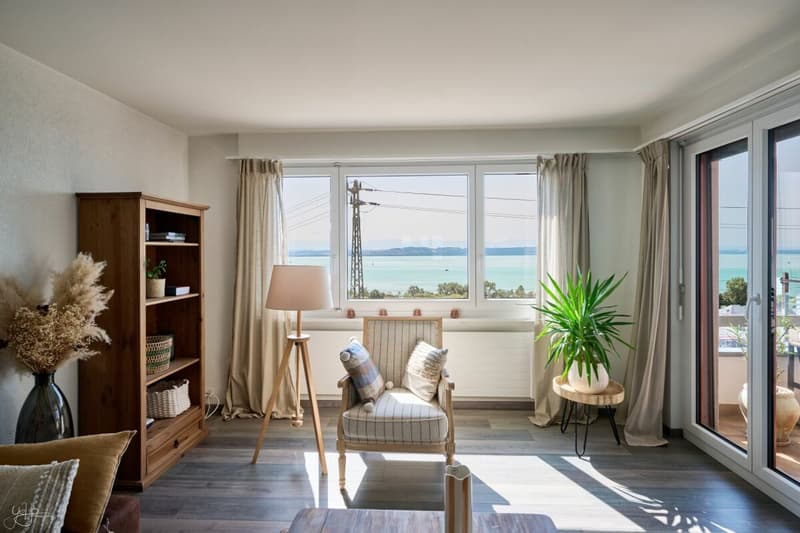 Appartement de 4.5 pièces avec vue imprenable sur le lac (5)