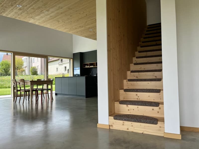 Une maison résolument de caractère face aux pâturages, au Cerneux-Péquignot (8)