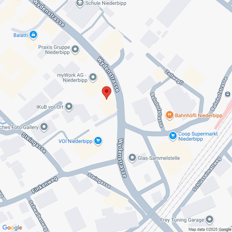 11 apartments and 5 commercial spaces - secure returns with 26 parking spaces (12)