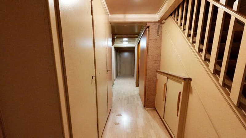 Two-family house with renovation needs and additional building land parcel (10)