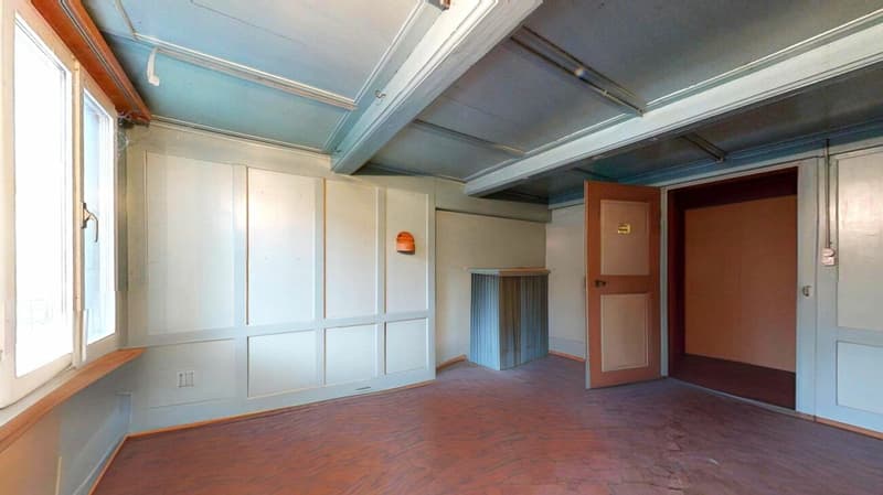 Two-family house with renovation needs and additional building land parcel (12)
