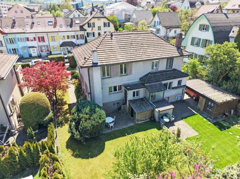Family jewel in a sought-after location in Liebefeld-Bern (2)