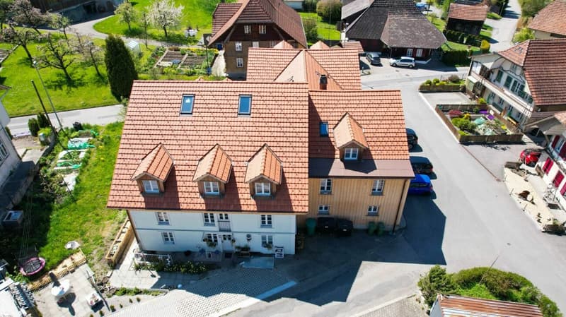 Casa multifamiliare completamente affittata, rendita solida (2)