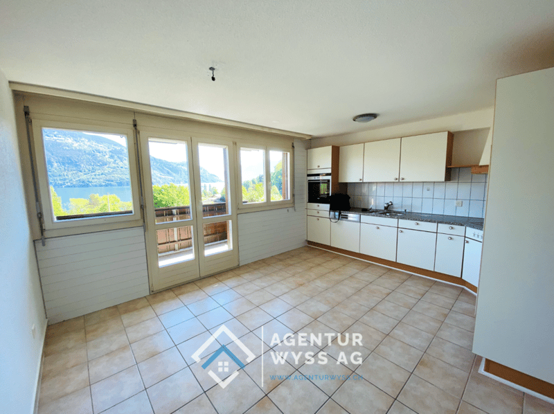 Agentur Wyss AG: Belle maison de 4,5 pièces REFH à Faulensee avec vue sur le lac (6)