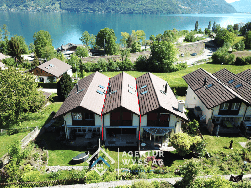 Agentur Wyss AG: Belle maison de 4,5 pièces REFH à Faulensee avec vue sur le lac (3)