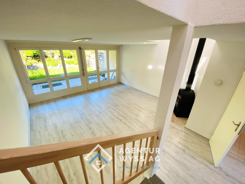 Agentur Wyss AG: Belle maison de 4,5 pièces REFH à Faulensee avec vue sur le lac (7)