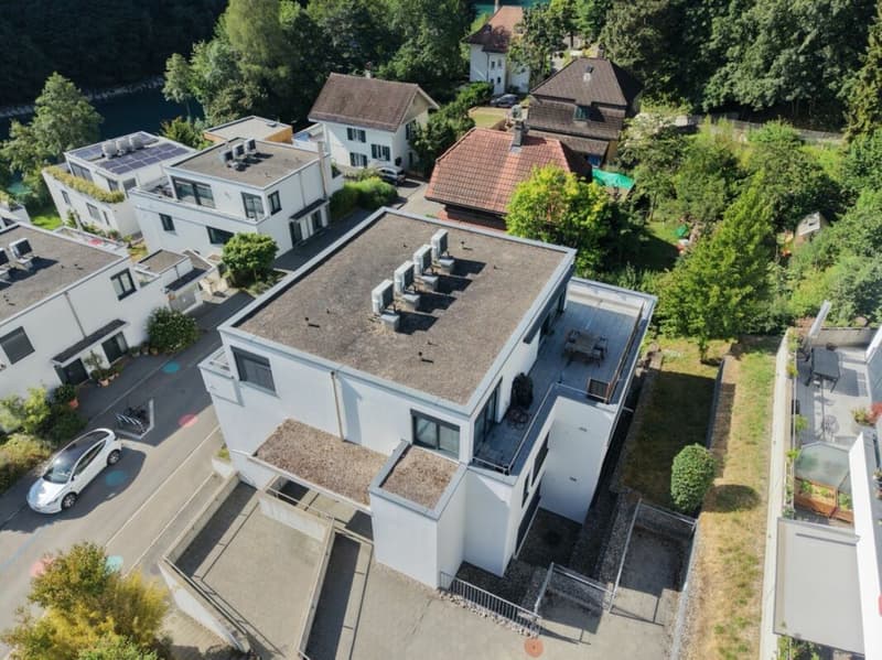 Appartement attique duplex exclusif directement sur l'Aare (2)