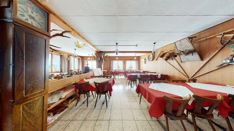 Riesiges EFH im Naturparadies in Saxeten (12)
