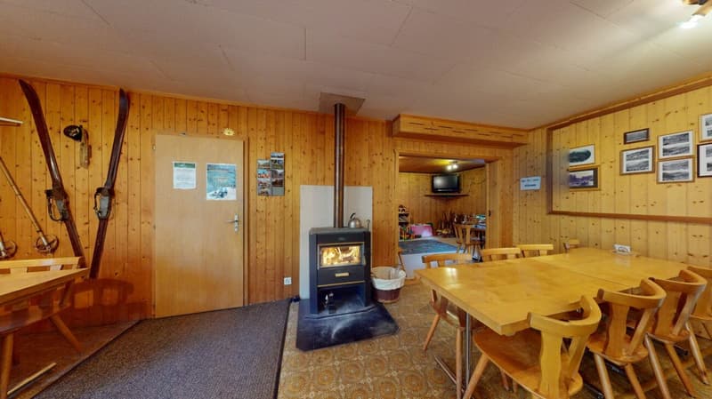 Restaurant `Pintli` mit Gästewohnung (13)
