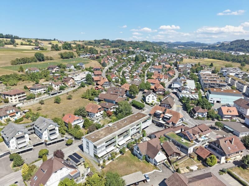 Moderne Wohnung mit Atelier in Neuenegg (16)