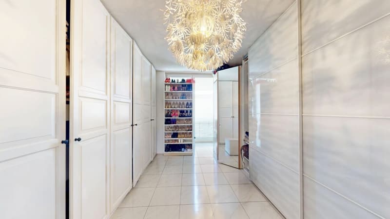 Moderne Wohnung mit Atelier in Neuenegg (6)