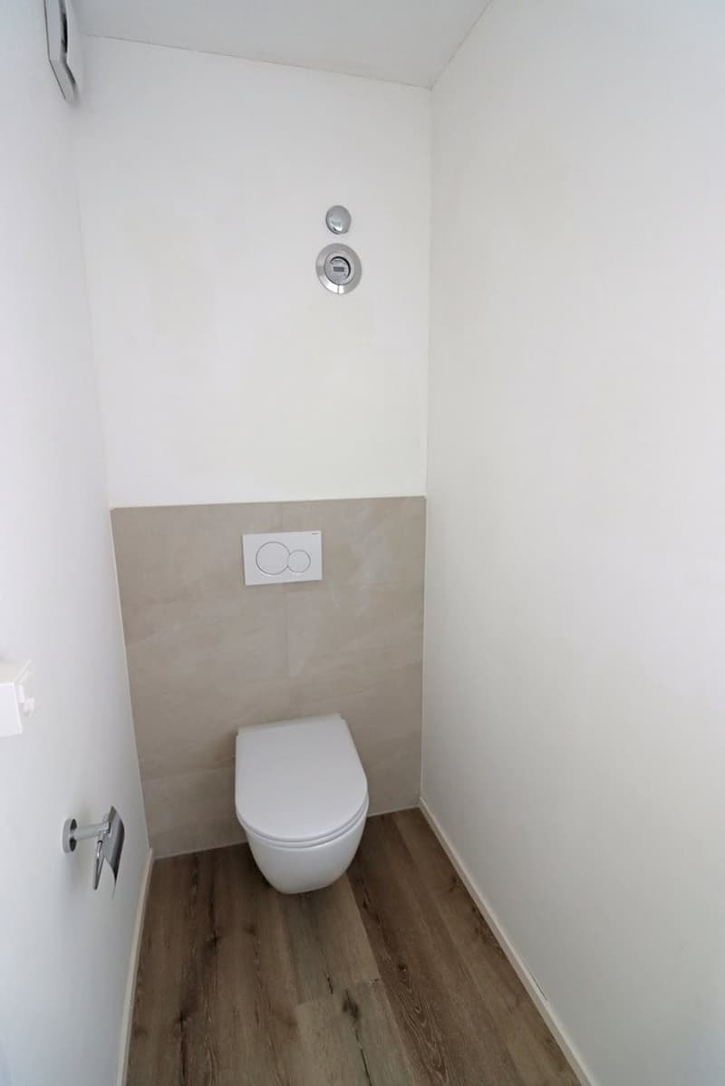 WC.jpg