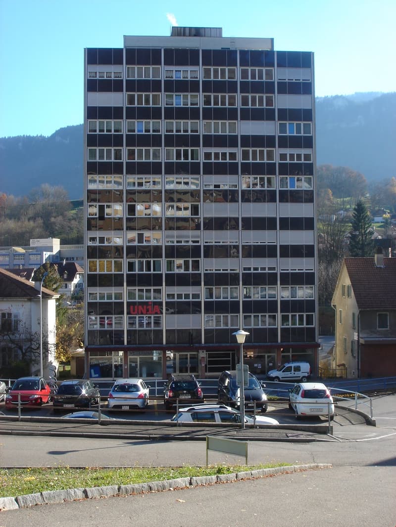Appartement situé entre le centre-ville et la gare CFF (32)
