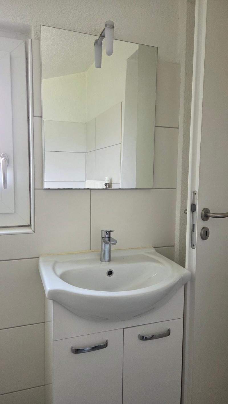 Apartment with 3.5 rooms close to the village center (10)