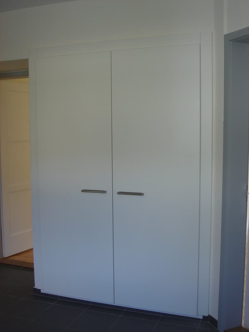 3,5 Zimmer in einem kleinen Haus mit 2 Wohnungen. (4)