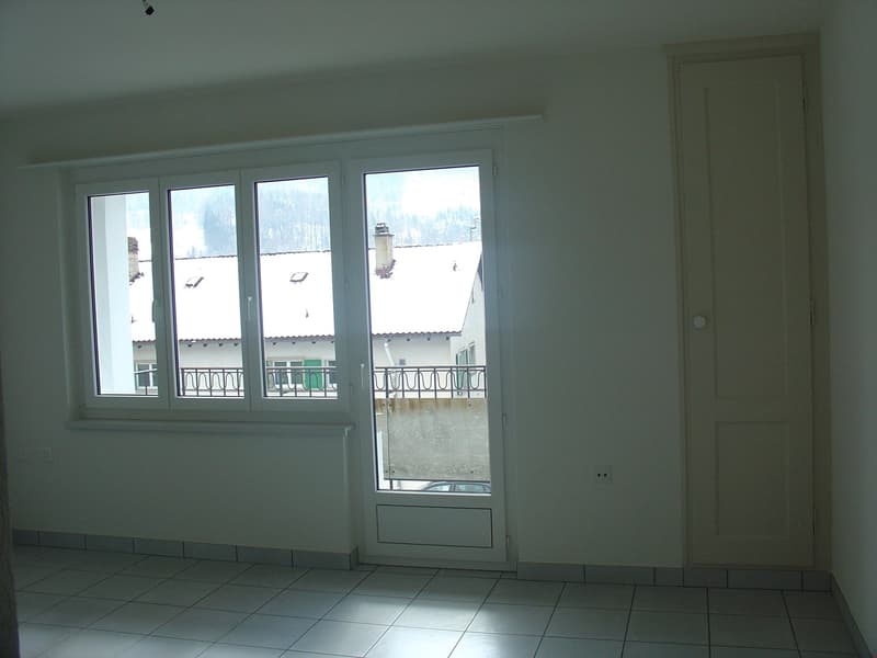 Appartamento situato in un piccolo edificio di 4 unità (4)