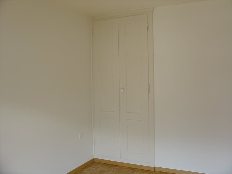 Appartamento situato in un piccolo edificio di 4 unità (9)