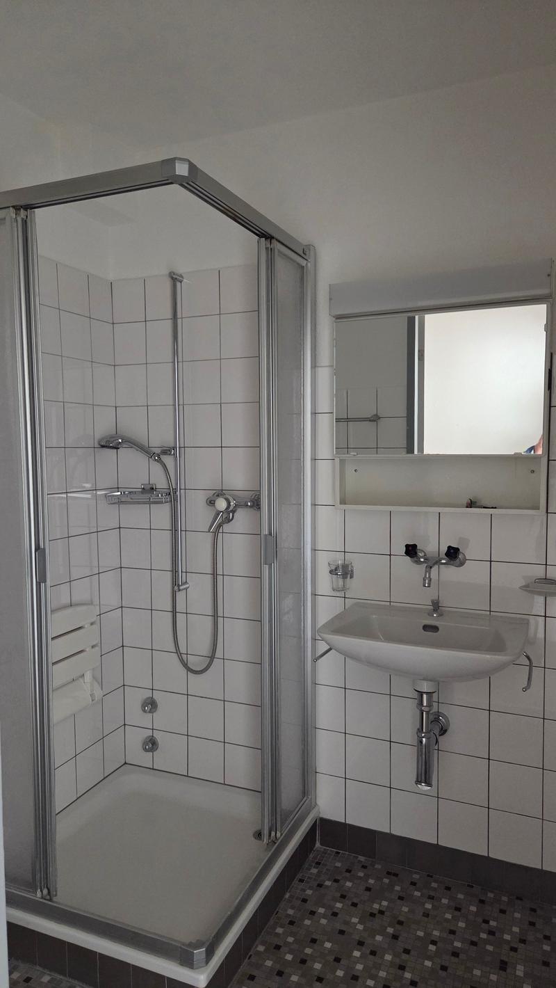 Appartamento adattato in residenza per anziani. (8)