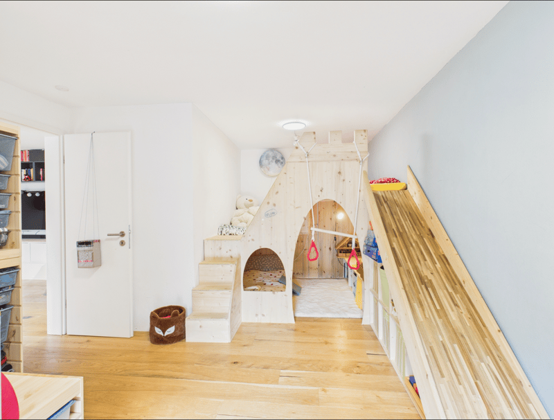 Exclusive residential ensemble with barn and annex (8)