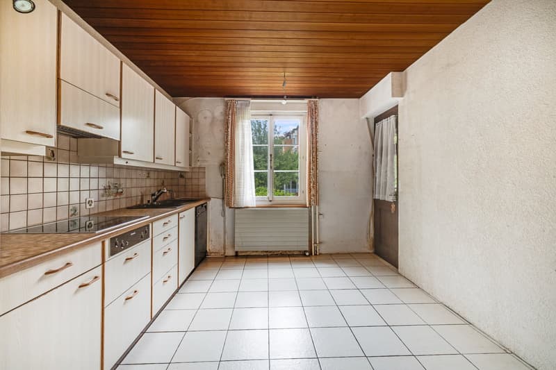 Casa unifamiliare di 6 camere da ristrutturare in posizione idillica ad Allschwil (10)