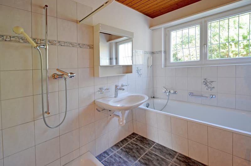 Mehrgenerationenhaus. Zwei Wohnungen. Viele Möglichkeiten. (8)