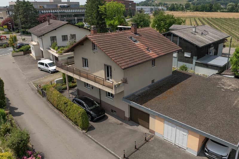 Charmantes 5-Zimmer-Einfamilienhaus in Studen – sofort verfügbar (34)