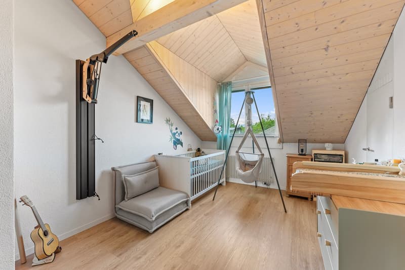Charmante 4.5-Zimmer-Maisonette-Wohnung in Lyss – Ruhige Lage mit top Anbindung (5)