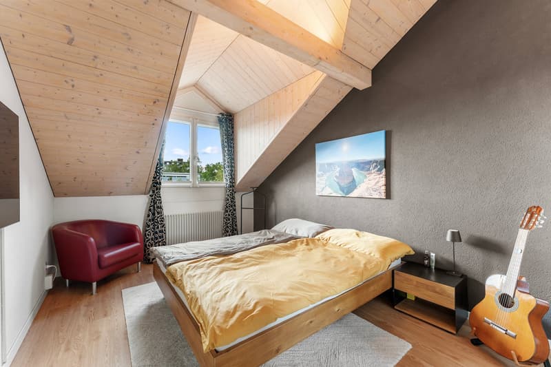 Charmante 4.5-Zimmer-Maisonette-Wohnung in Lyss – Ruhige Lage mit top Anbindung (2)