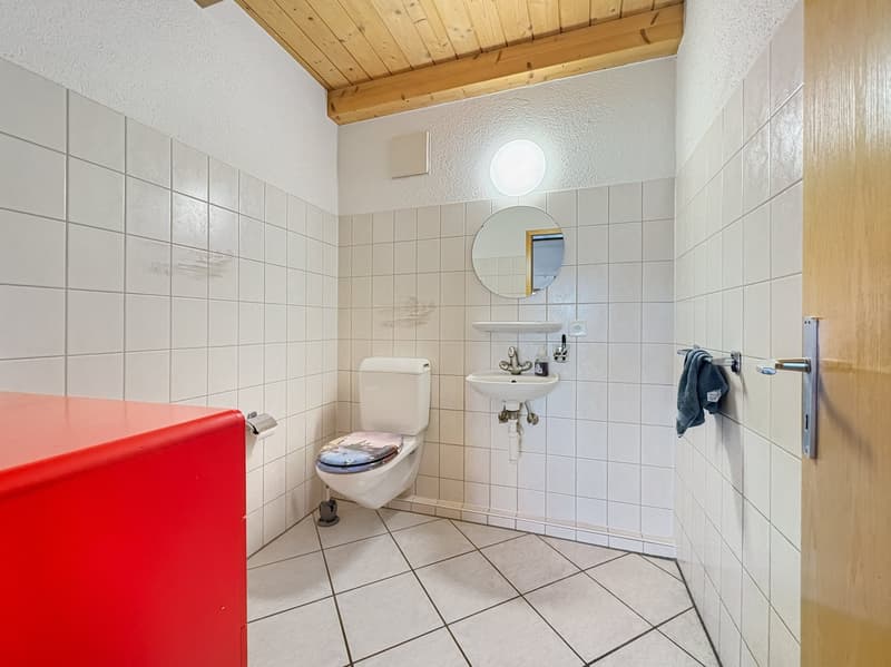 Charmante 4.5-Zimmer-Wohnung mit Charakter in Arch (11)