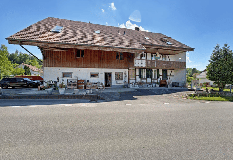 Charmante 4.5-Zimmer-Wohnung mit Charakter in Arch (12)