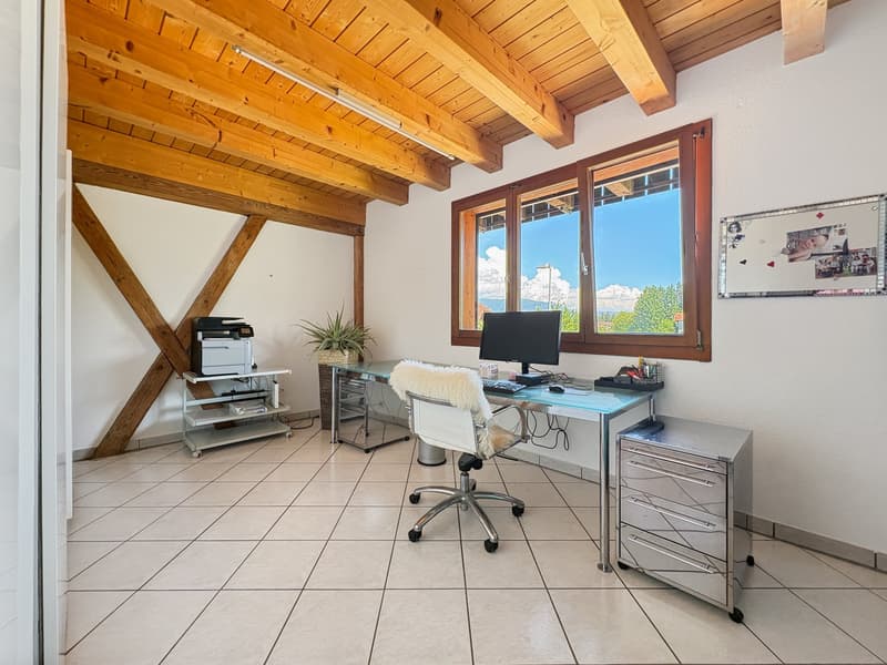 Charmante 4.5-Zimmer-Wohnung mit Charakter in Arch (5)