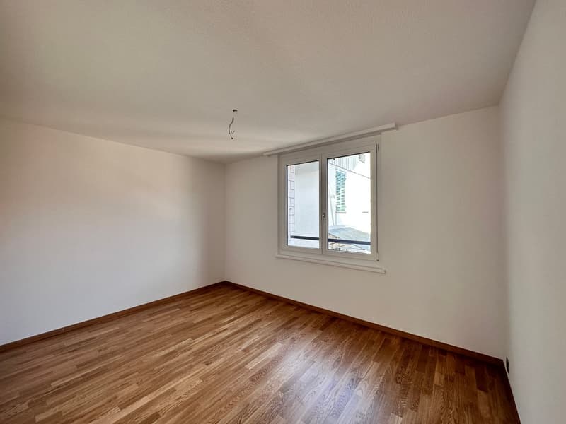 Appartamento moderno (ristrutturato 2024) e luminoso di 3,5 locali nel bel Burgdorf (9)
