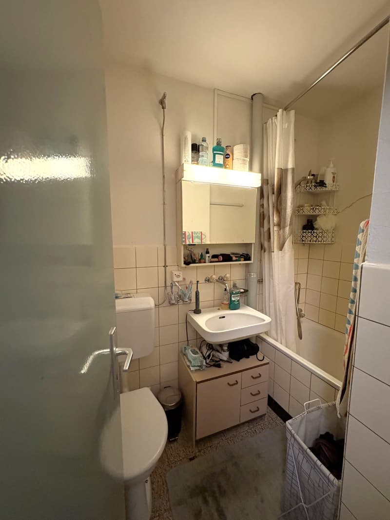 Charmant appartement 4 pièces dans un quartier calme d'Ostermundigen (8)